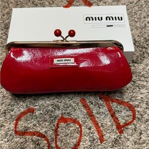 ❌❌❌SOLD❌❌❌ 
Miu Miu Authentic Glossy Red Clutch/Pouchette